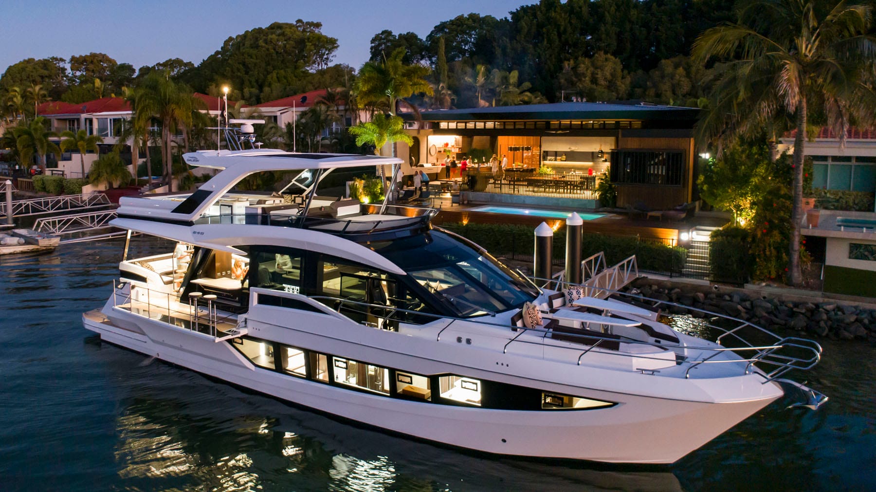 Galeon yacht